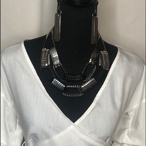 Necklace and earrings set